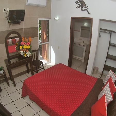Hotel Hospedajes Del Rey Colima Luaran gambar