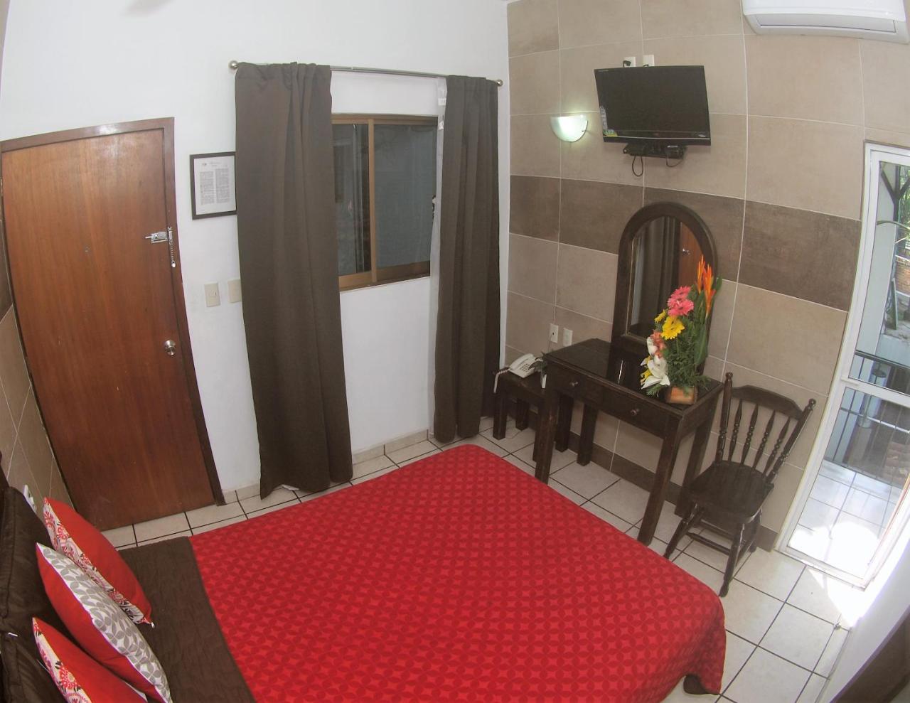 Hotel Hospedajes Del Rey Colima Luaran gambar