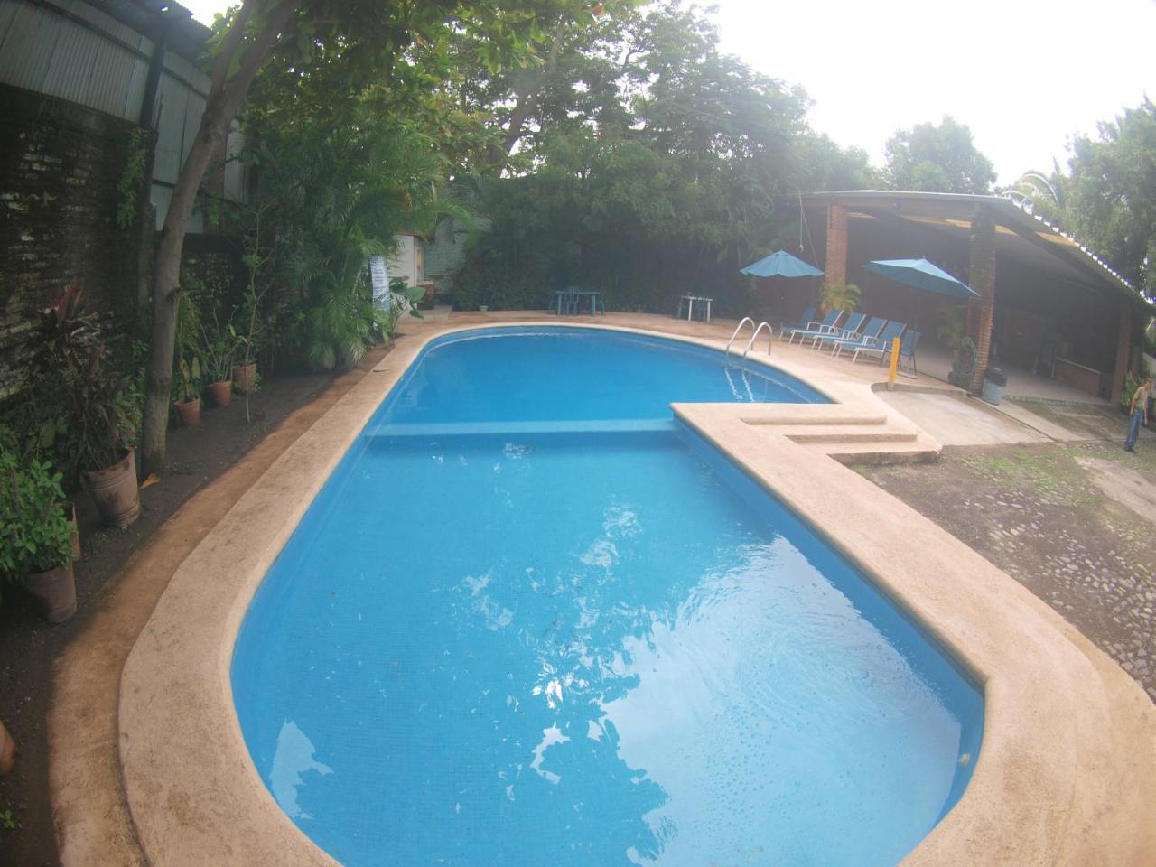 Hotel Hospedajes Del Rey Colima Luaran gambar