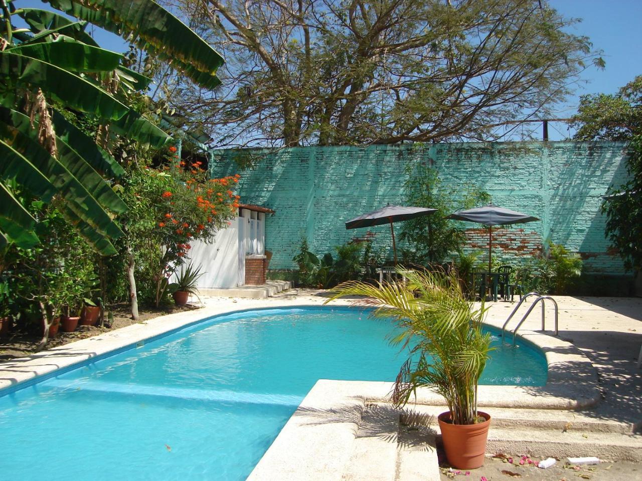 Hotel Hospedajes Del Rey Colima Luaran gambar