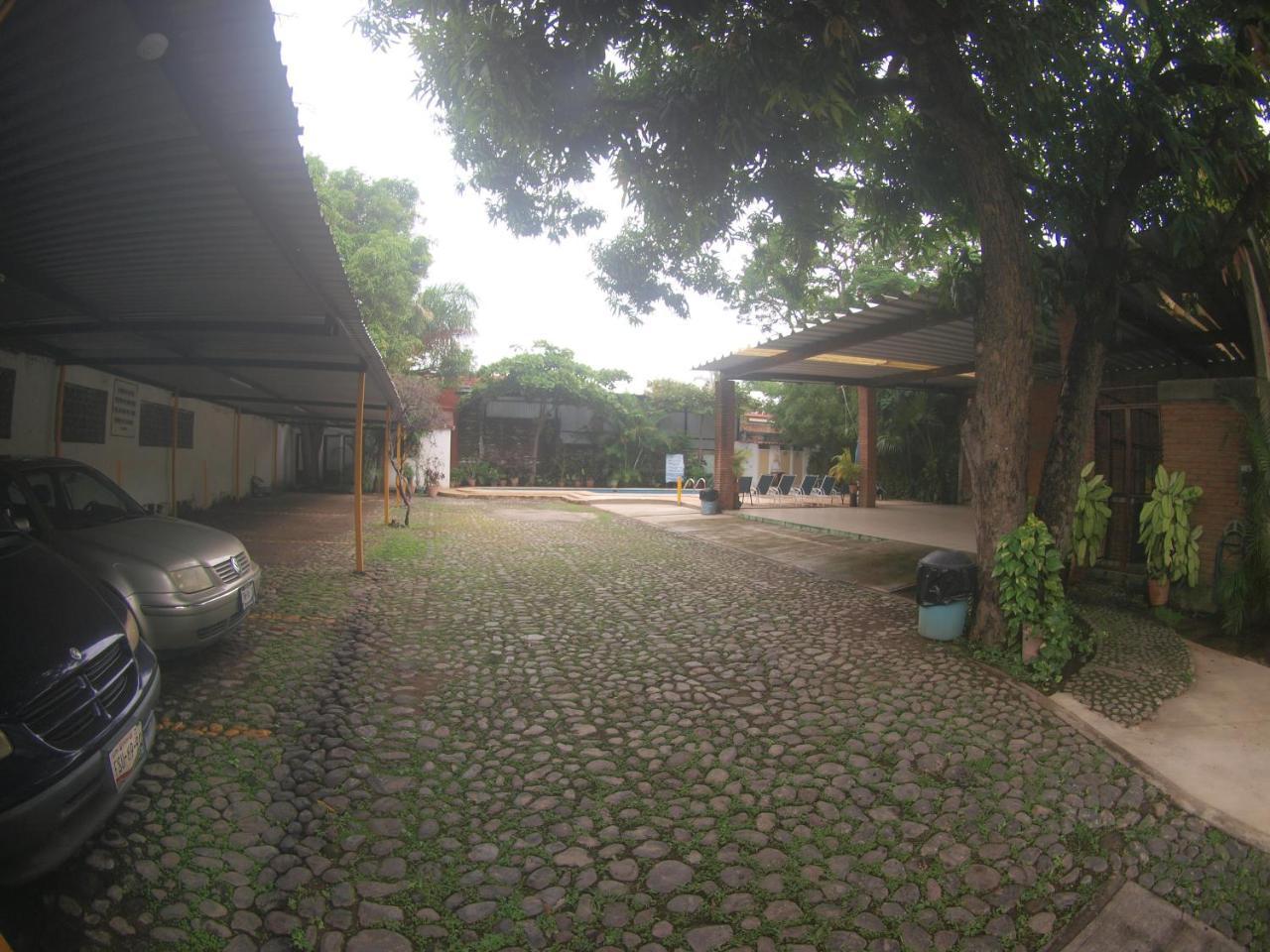 Hotel Hospedajes Del Rey Colima Luaran gambar