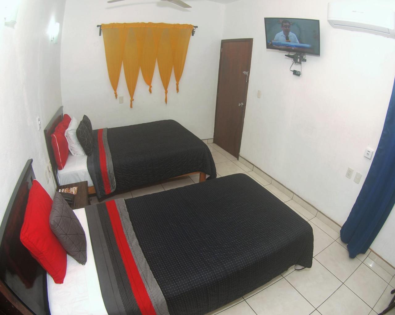 Hotel Hospedajes Del Rey Colima Luaran gambar